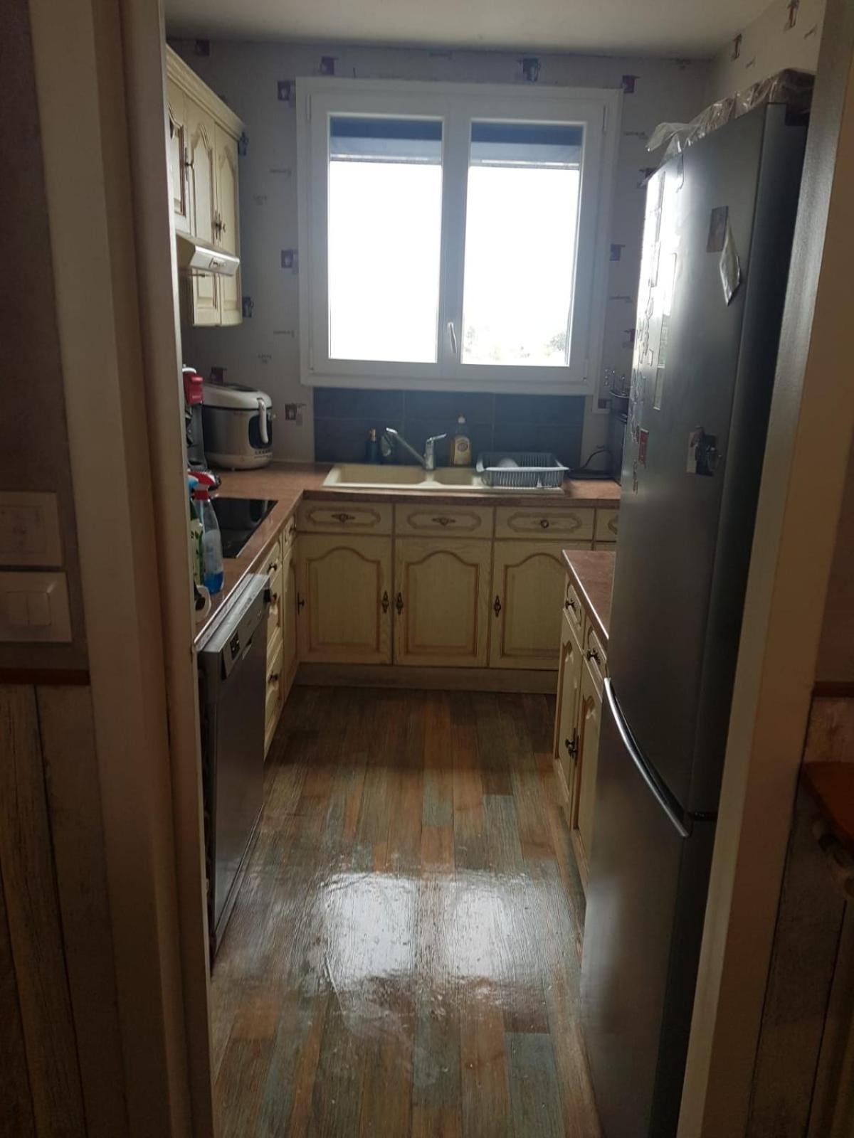 Chambre Neuve Dans Un Logement Partage A 10 Minute Du Circuit 24H Allonnes  Exteriér fotografie